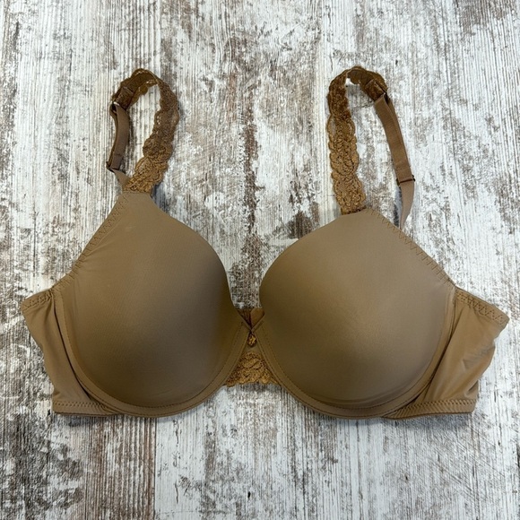 Natori Tan Bra - Picture 3 of 10